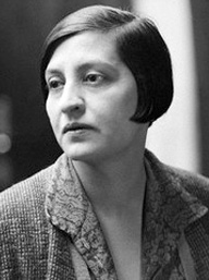 خالده ادیب آدیوار از نویسندگان معاصر ترکیه